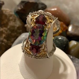 BNWT Unique Mystic Topaz Garnet Ring in .925 SS